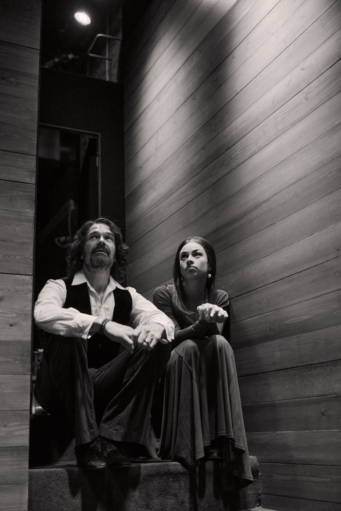 Photos: Behind the Scenes With STEREOPHONIC's UK Cast — photo 24 of 24