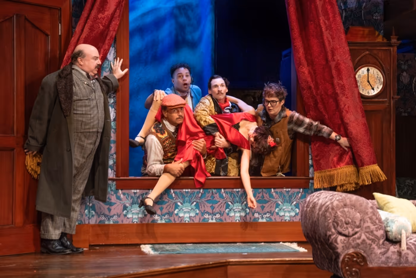 Review: THE PLAY THAT GOES WRONG at The Seattle Rep  Image
