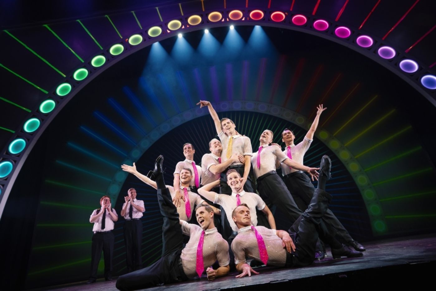 Review: THE BOOK OF MORMON at Folketeateret  Image