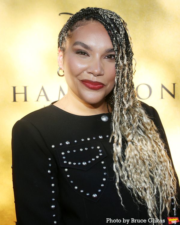 Emmy Raver-Lampman  Photo