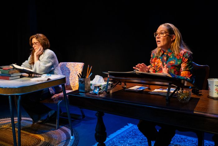 Photos: Michelle Clunie and Megan Fellows in PEN PALS Off-Broadway — photo 5 of 7