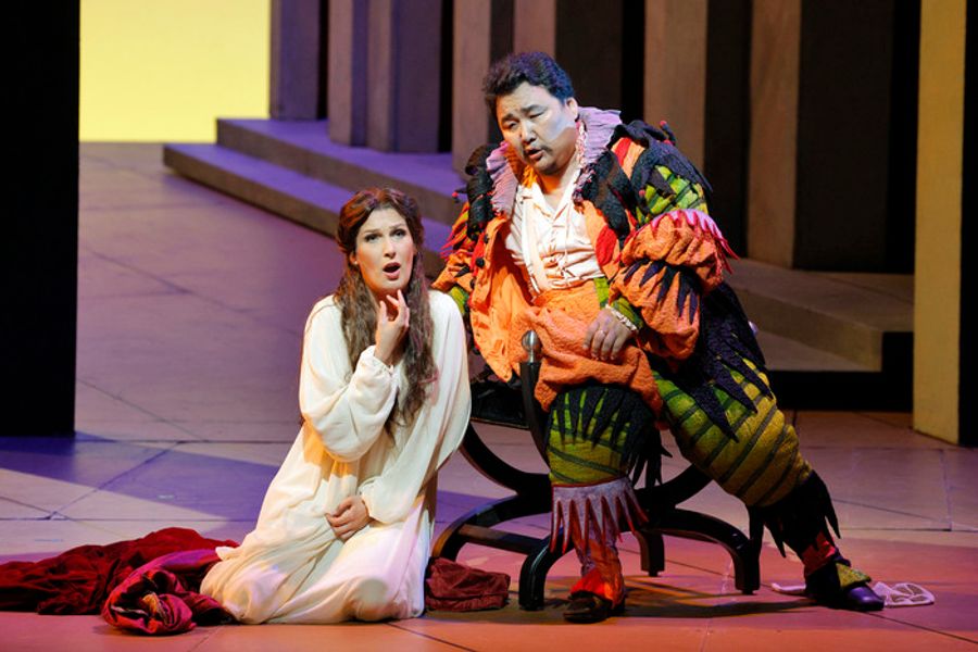 Photos: Giuseppe Verdi’s RIGOLETTO at San Francisco Opera  Image