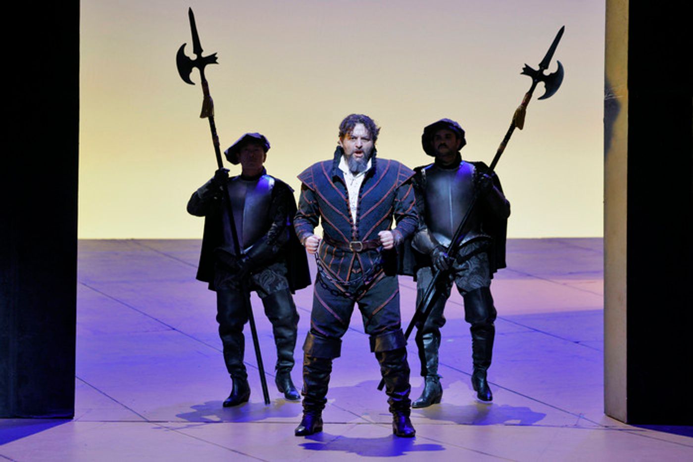 Photos: Giuseppe Verdi’s RIGOLETTO at San Francisco Opera  Image