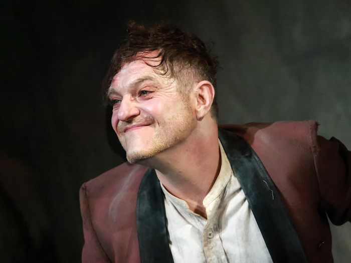 Photos: Douglas Hodge, Mathew Horne & More in ENDGAME — photo 13 of 26