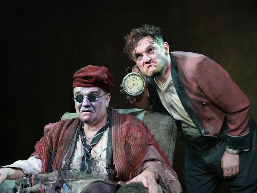 Photos: Douglas Hodge, Mathew Horne & More in ENDGAME Image