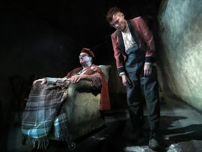 Photos: Douglas Hodge, Mathew Horne & More in ENDGAME — photo 19 of 26