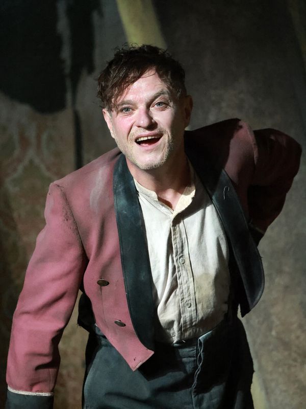 Mathew Horne Photo