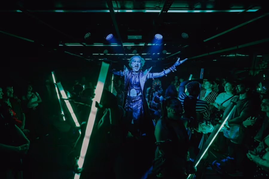 Interview: 'It's A Night Like No Other!': Performer Jan Sport on Inclusivity, DRAG RACE and Returning to OSCAR AT THE CROWN Image