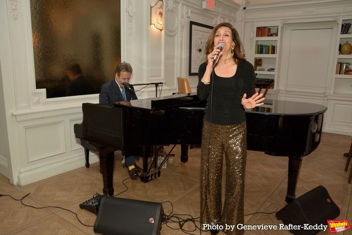 Photos: STROKE OF GENIUS: HIRSCHFELD AT THE ALGONQUIN Opens in the Oak Room  Image