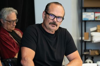 Chris Bauer  Photo