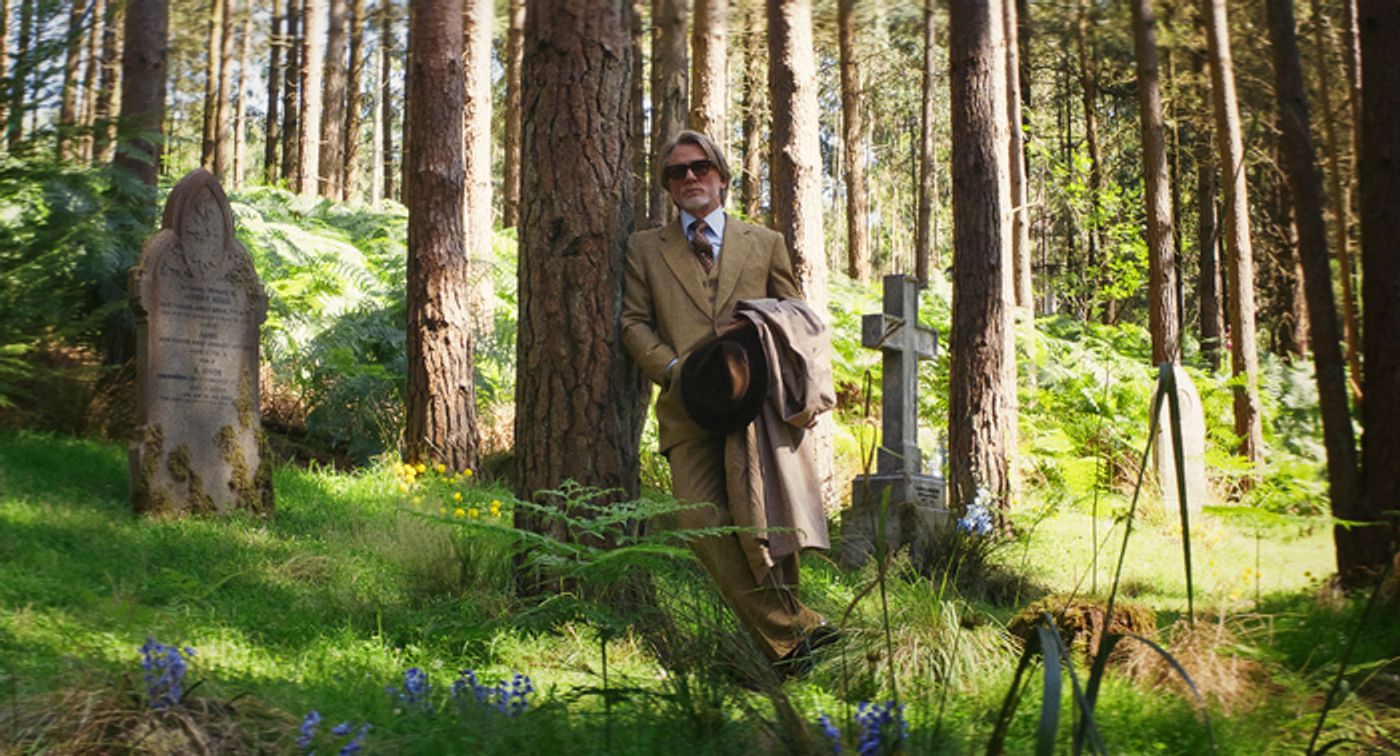 Video: Watch the First Teaser for WAKE UP DEAD MAN: A KNIVES OUT MYSTERY  Image