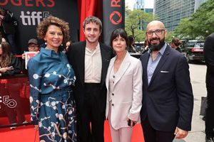Dame Donna Langley, Chairman of NBCUniversal Entertainment & Studios, Paul Mescal, producer Liza Marshall and Peter Kujawski, Chairman of Focus Features @ BroadwayWorld Dame Donna Langley, Chairman of NBCUniversal Entertainment & Studios, Paul Mescal, pr Photo