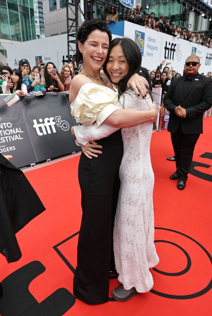 Photos: Jessie Buckley, Paul Mescal, & More Attend TIFF Premiere of HAMNET Photos: Jessie Buckley, Paul Mescal, & More Attend TIFF Premiere of HAMNET Image