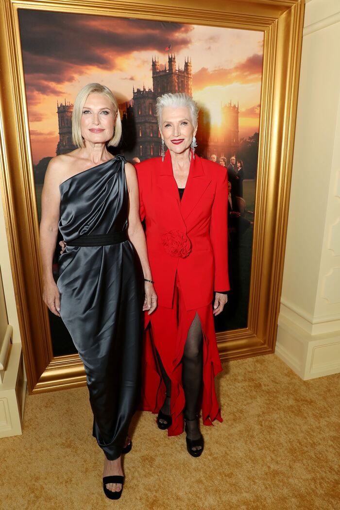 Photos: Elizabeth McGovern, Donna Murphy, & More Attend New York Premiere of DOWNTON ABBEY: THE GRAND FINALE Photos: Elizabeth McGovern, Donna Murphy, & More Attend New York Premiere of DOWNTON ABBEY: THE GRAND FINALE Image