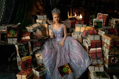 Ariana Grande is Glinda in WICKED FOR GOOD, directed by Jon M. Chu. Photo