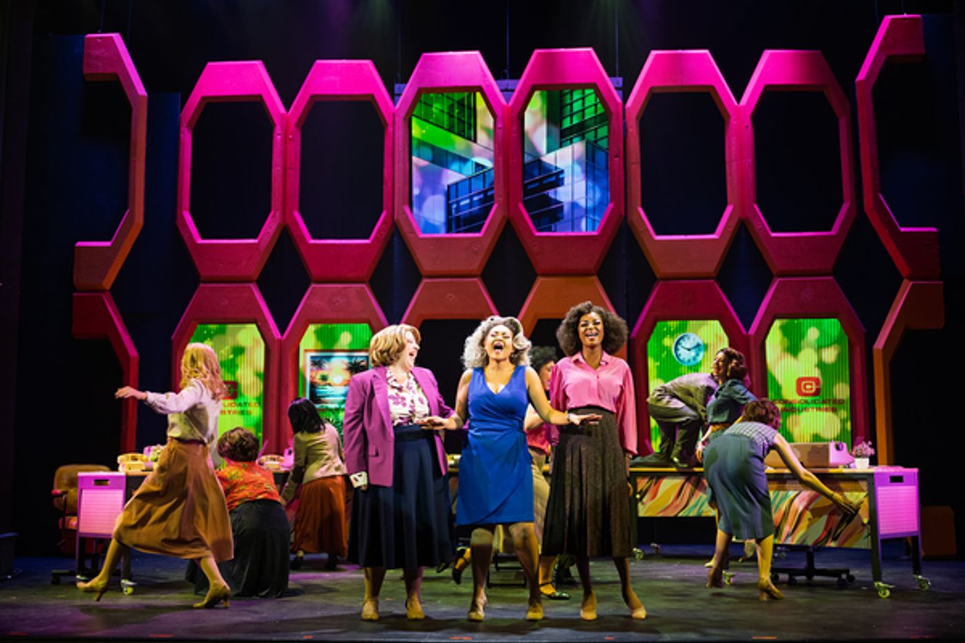 Photos: First Look at Ray of Light Theatre’s 9 TO 5: THE MUSICAL at the Victoria Theatre  Image