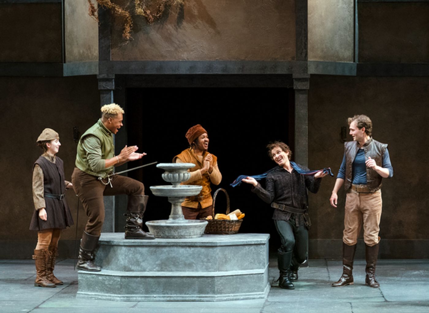 Photos: ROMEO AND JULIET At The Shakespeare Theatre  Image