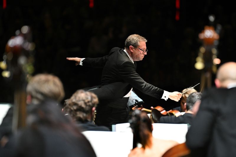 Review: BBC PROMS: JOHN WILSON CONDUCTS BERNSTEIN AND RAVEL, Royal Albert Hall Image