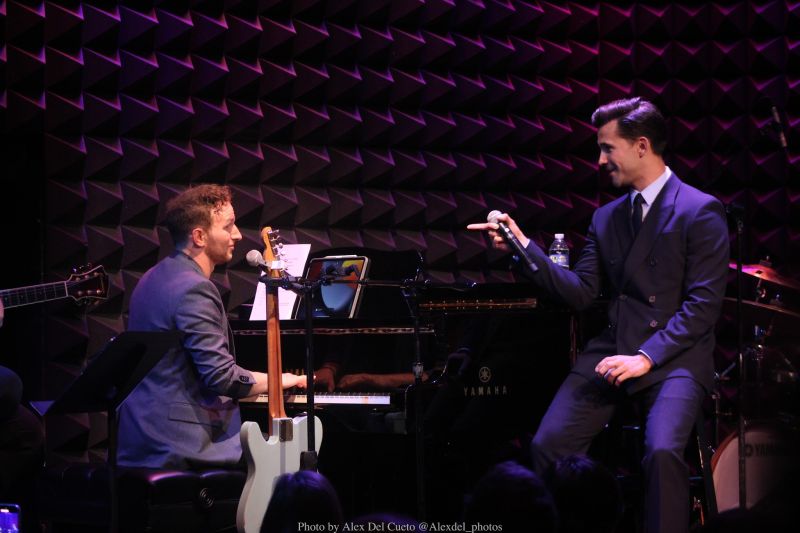 Review: Dez Duron Brings Songs of Love at Joe's Pub Image