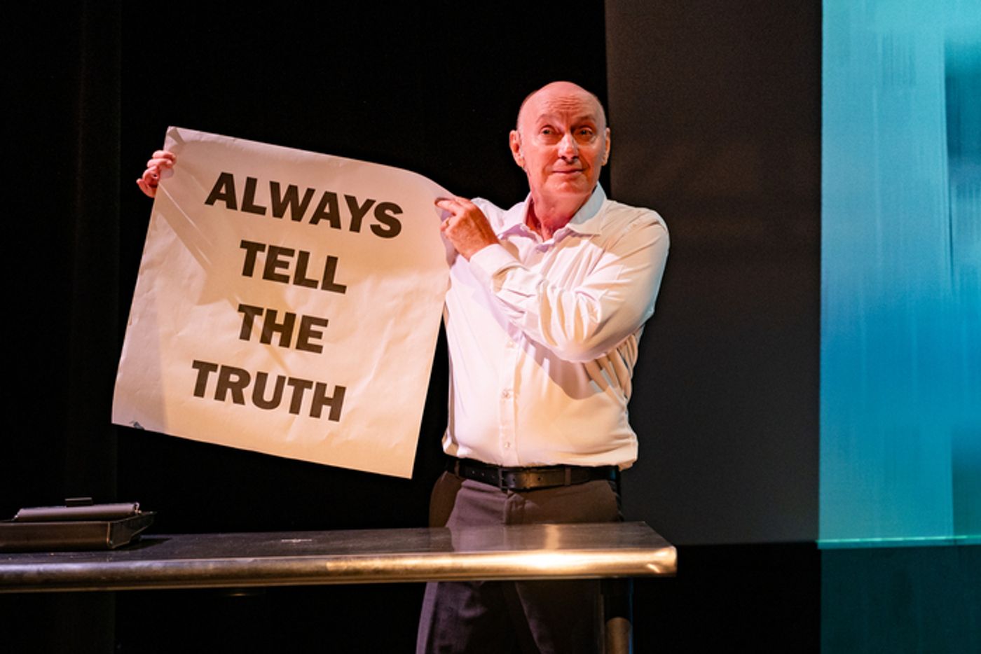 Photos: World Premiere MURDOCH: THE FINAL INTERVIEW at THEATER555  Image