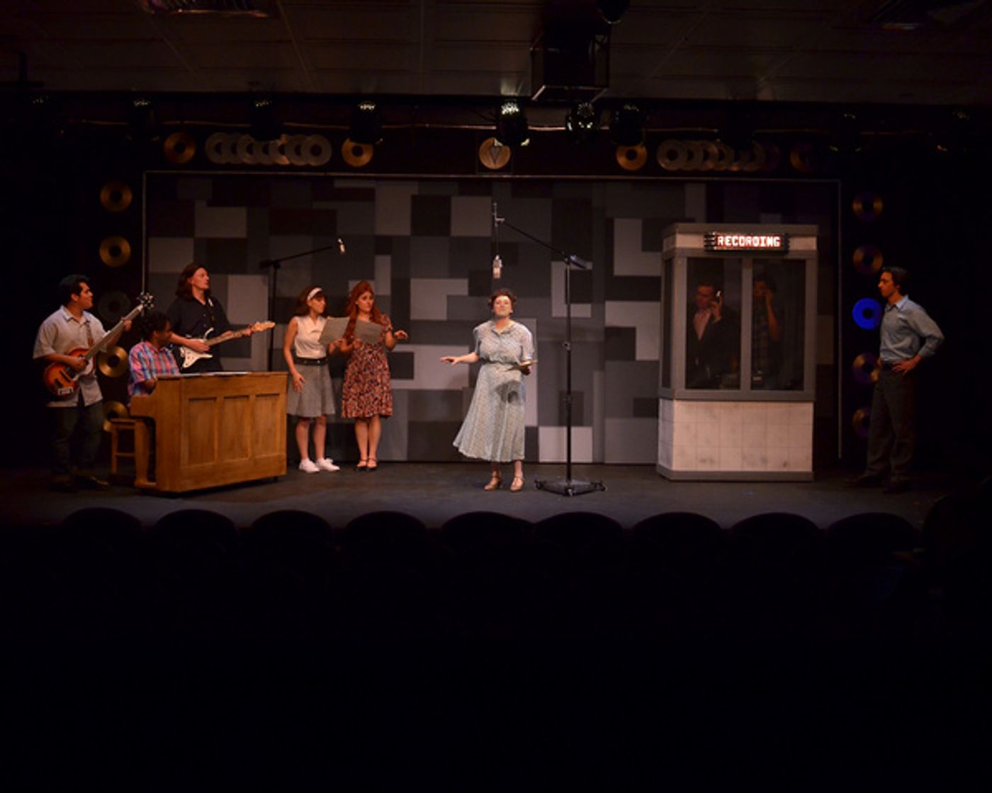 Photos: New Performances Added for Bergen County Player's BEAUTIFUL: THE CAROLE KING MUSICAL  Image