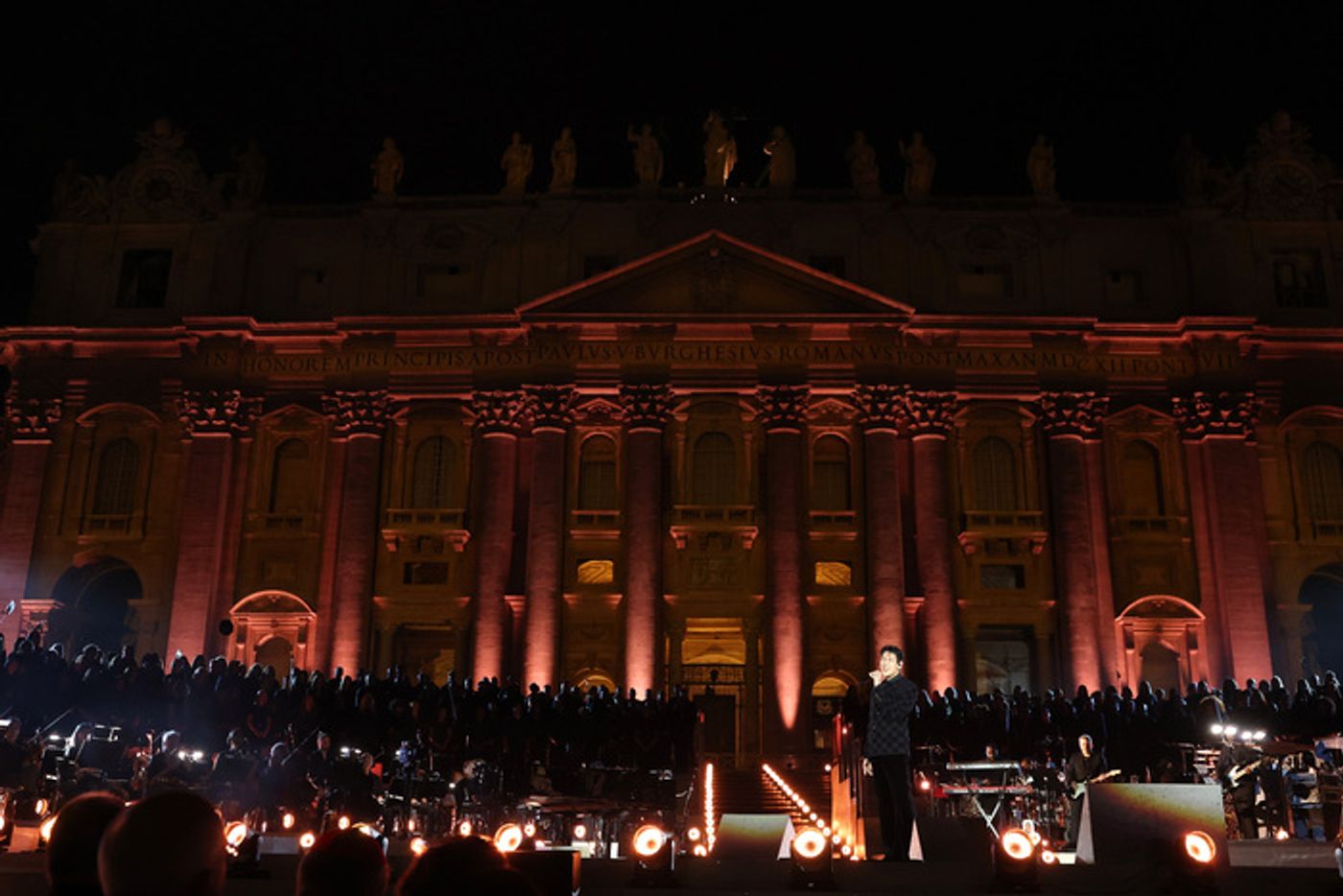 Video/Photos: Andrea Bocelli, Jennifer Hudson, & More at GRACE FOR THE WORLD Concert Video/Photos: Andrea Bocelli, Jennifer Hudson, & More at GRACE FOR THE WORLD Concert Image