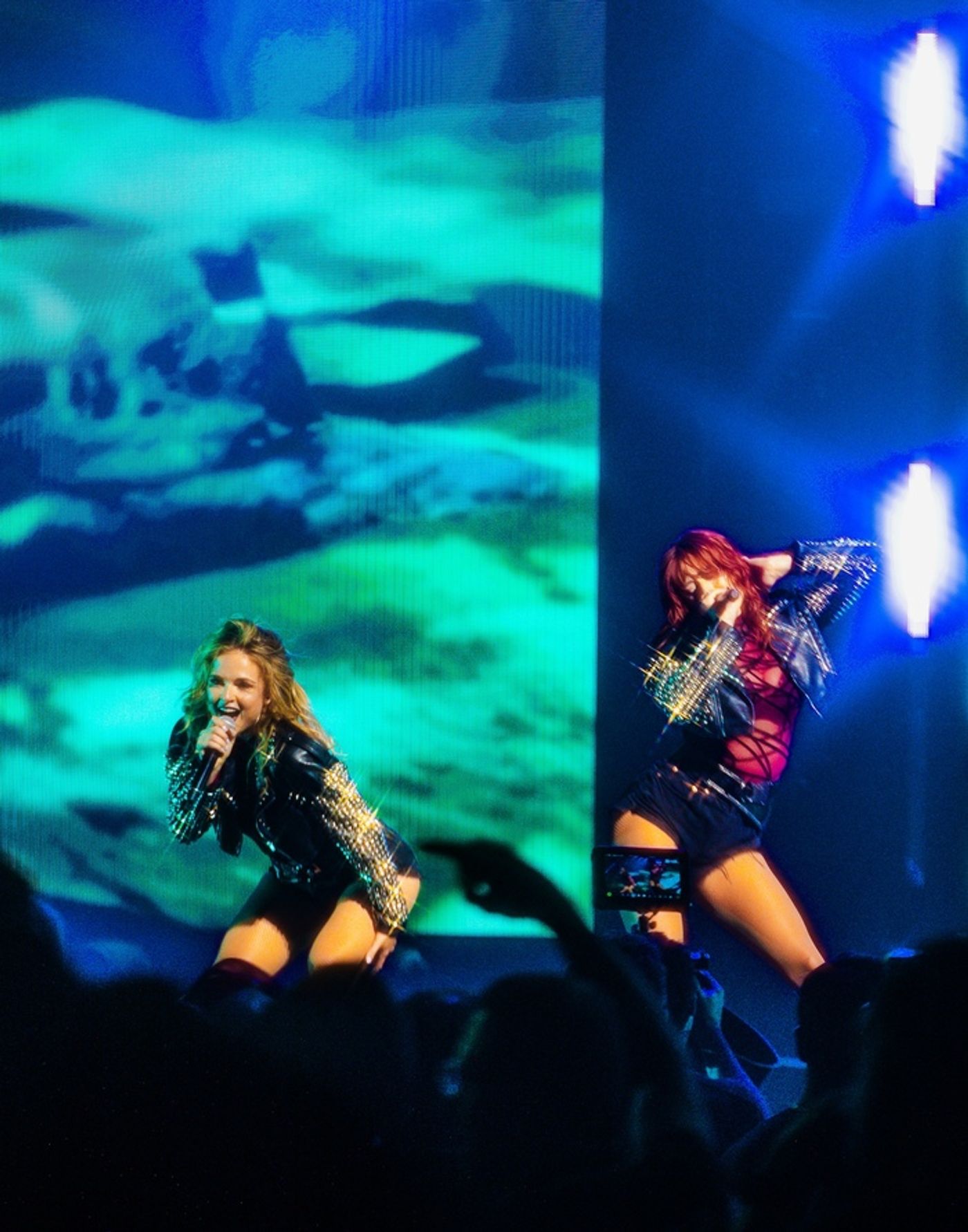 Photos: Mötley Crüe Kicks Off Residency at Las Vegas Strip Photos: Mötley Crüe Kicks Off Residency at Las Vegas Strip Image