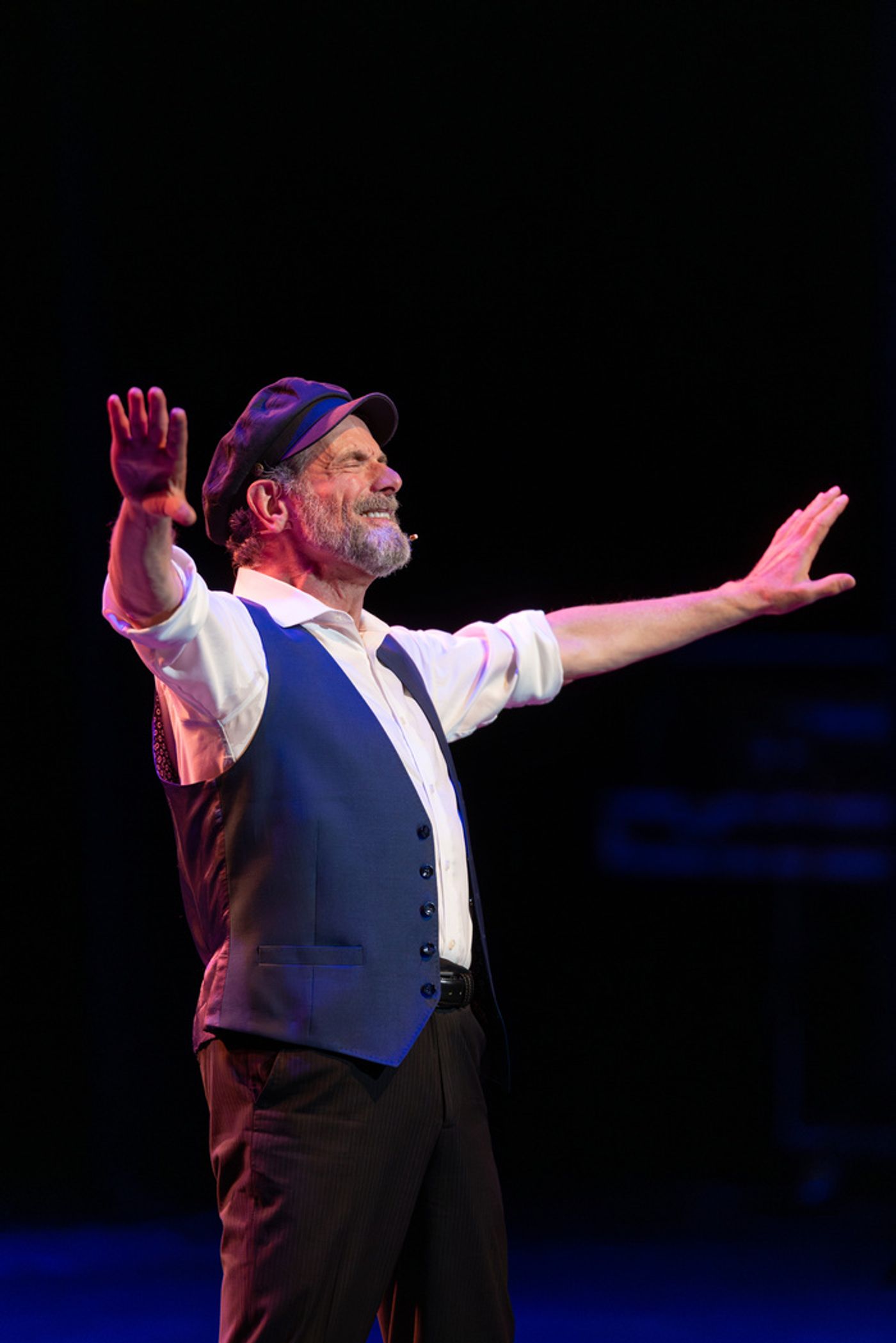 Photos: FIDDLER ON THE ROOF IN YIDDISH In Concert At The Soraya  Image