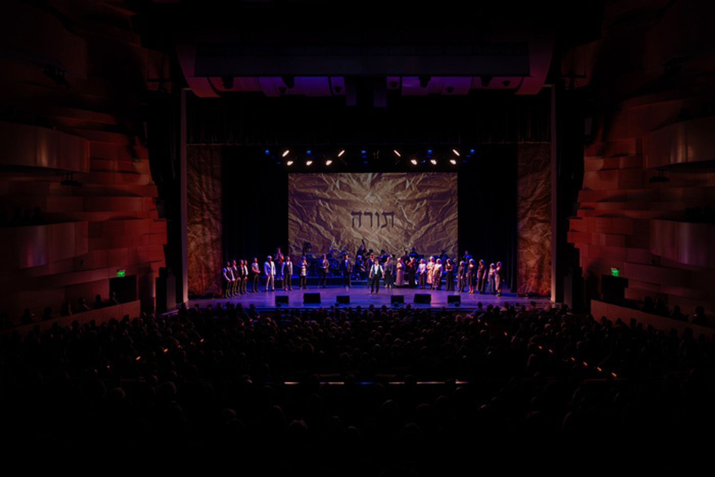 Photos: FIDDLER ON THE ROOF IN YIDDISH In Concert At The Soraya  Image