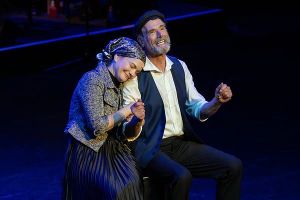 Jennifer Babiak and Steven Skybell  Photo