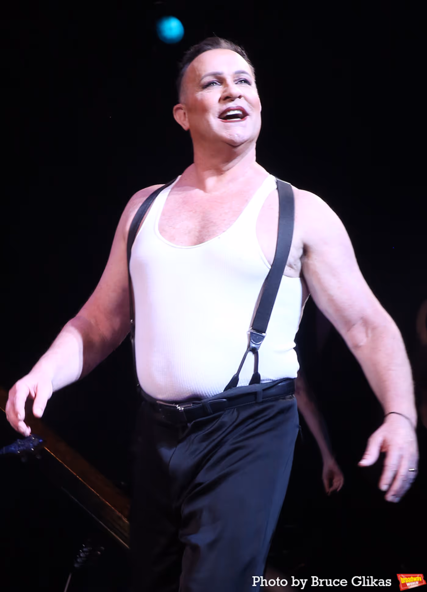 Photos: Mira Sorvino Takes Her First Broadway Bow in CHICAGO  Image