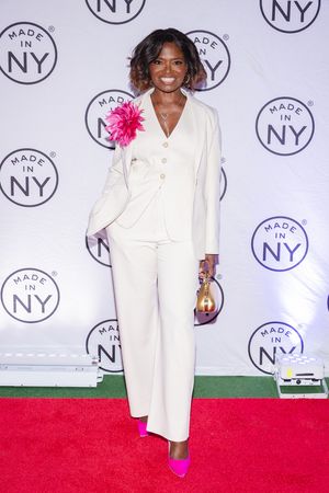 LaChanze @ BroadwayWorld LaChanze Photo