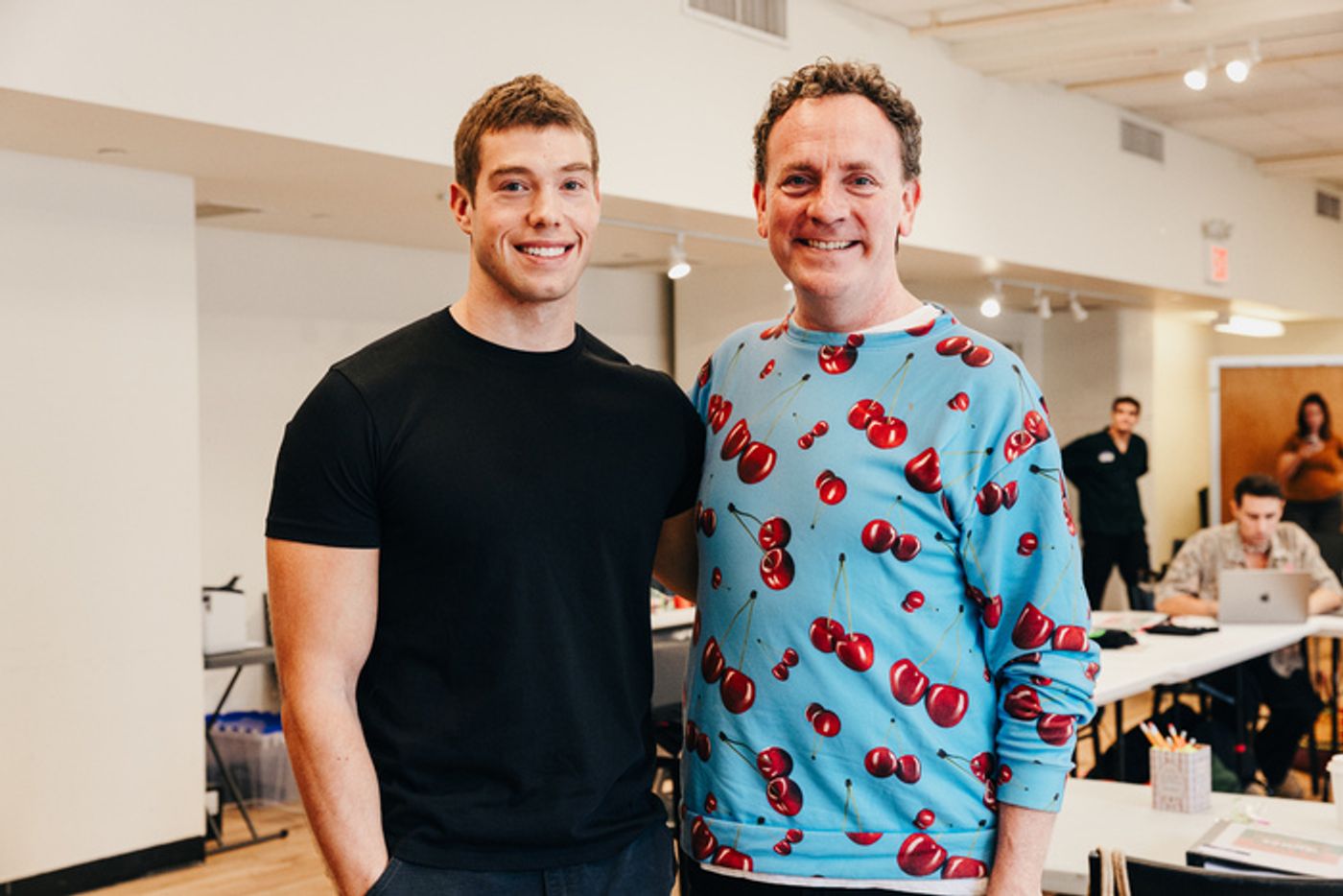 Photos: Derek Chadwick Joins MESSY WHITE GAYS; See Rehearsal Photos  Image