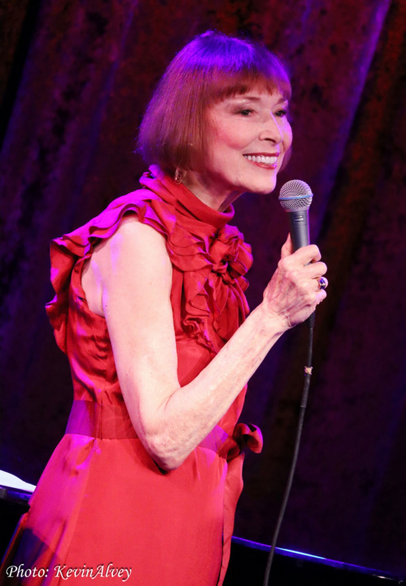 Photos: Karen Akers Celebrates Paris At Birdland  Image