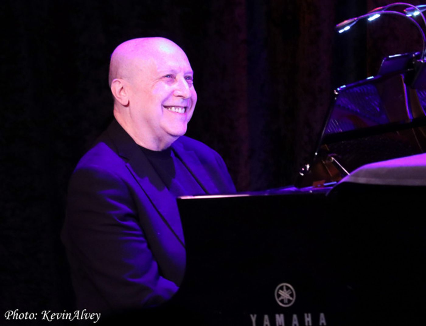 Photos: Karen Akers Celebrates Paris At Birdland  Image