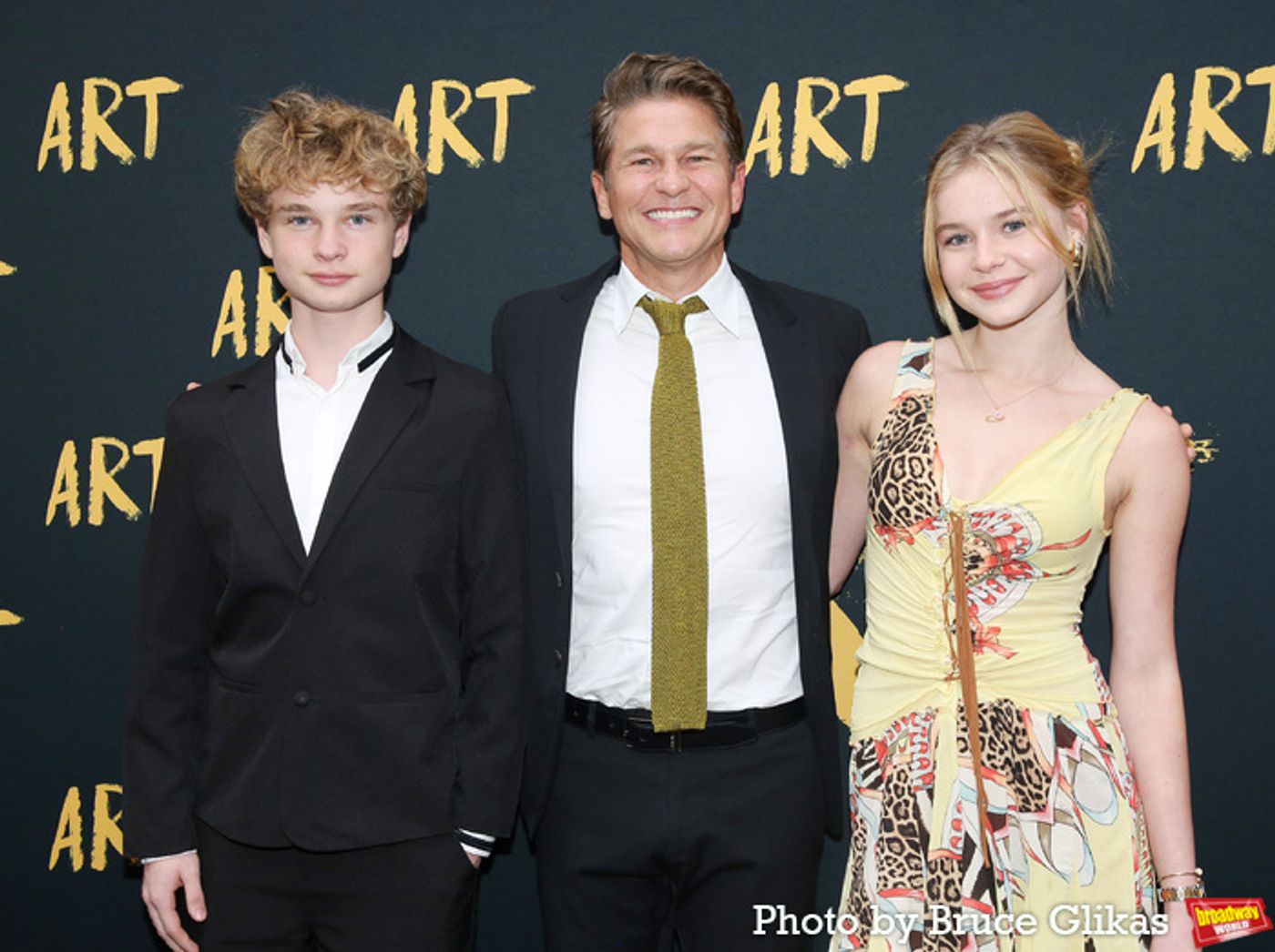 Photos: Inside ART's Opening Night with Goldie Hawn, Paul Rudd, Jodie Foster & More  Image