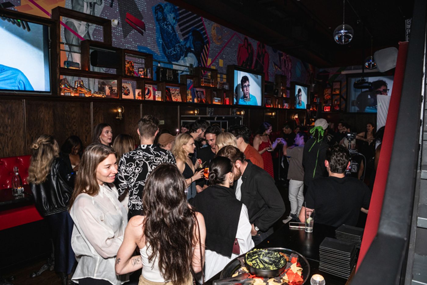 Photos: Madeline Brewer and Thomas Doherty’s Opening Night of LITTLE SHOP OF HORRORS  Image