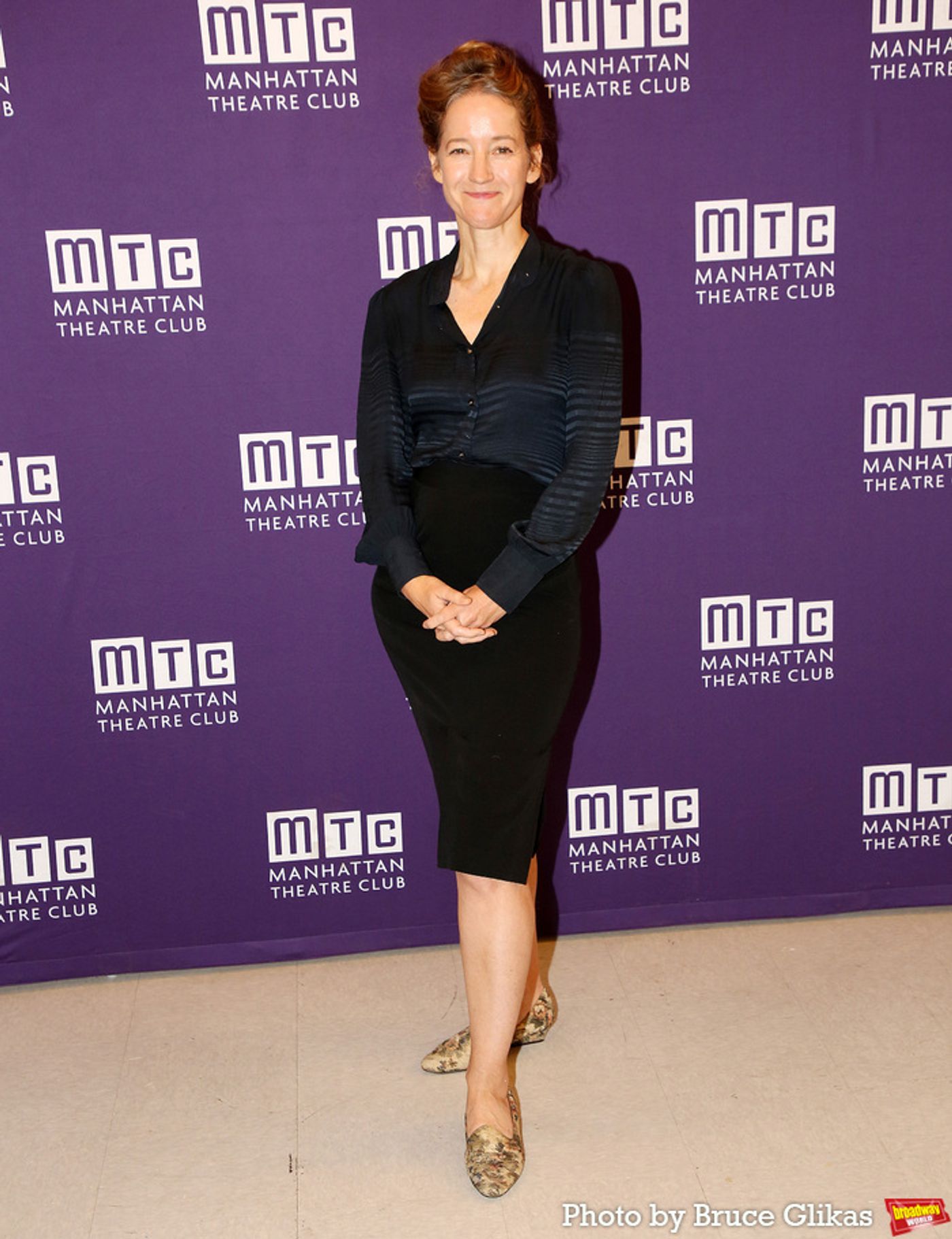 Photos: The Cast of Manhattan Theatre Club's QUEENS Meets the Press  Image