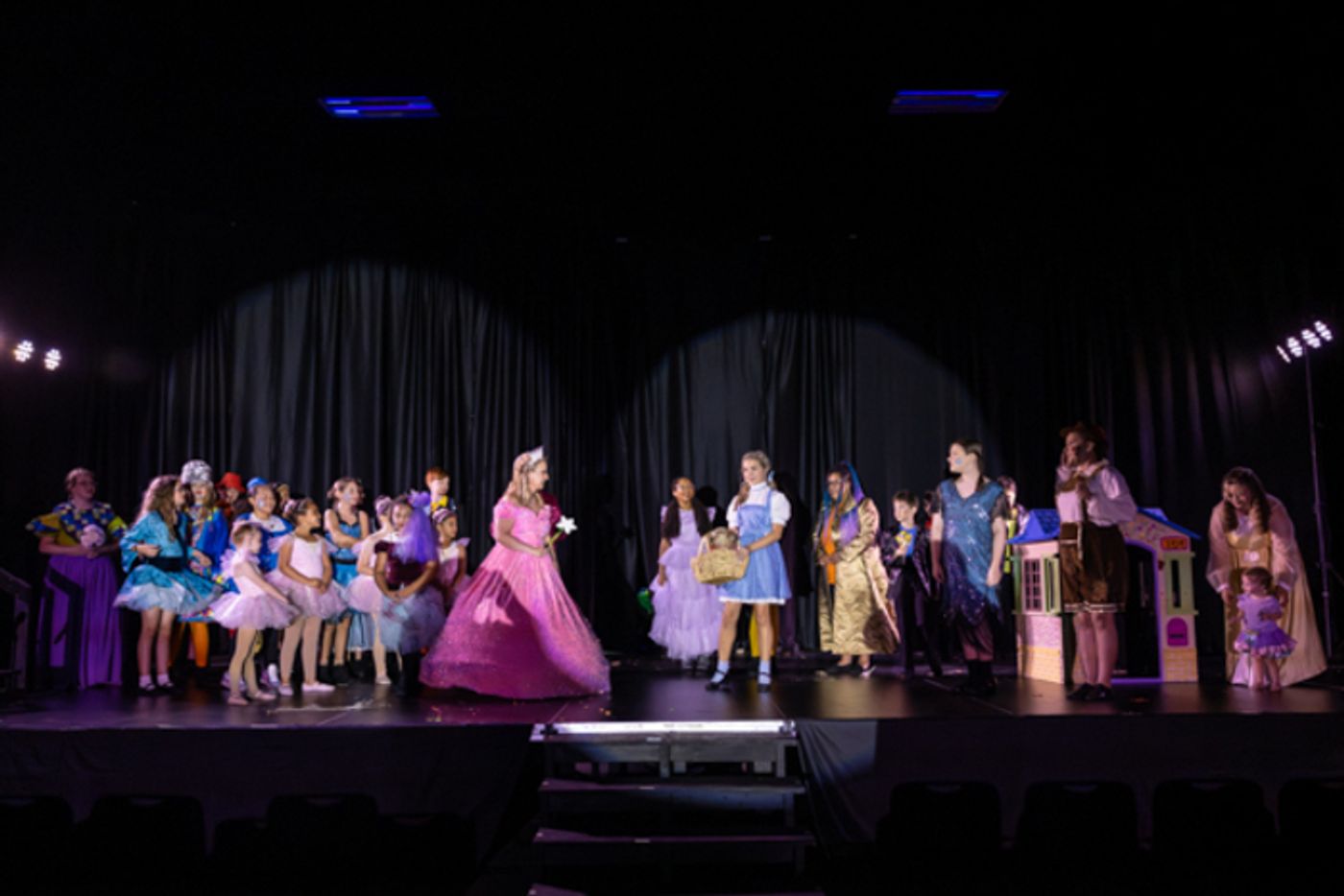 Photos: First look at Rise Up Arts Alliance’s THE WIZARD OF OZ  Image
