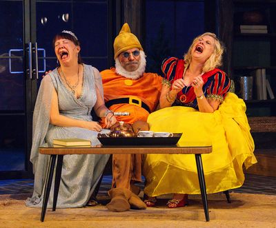 Amanda Schoonover, Alan Safier & Angela Pierce (Credit: Mark Garvin) Photo