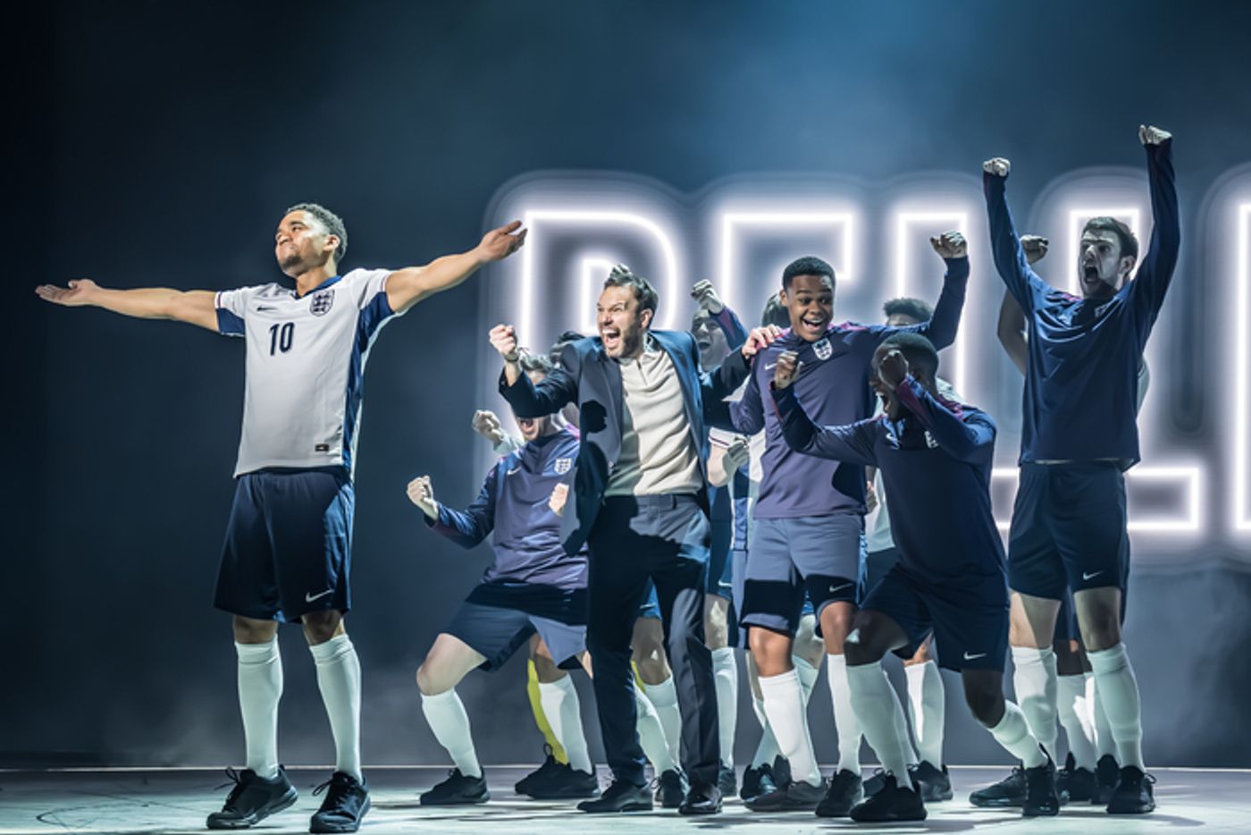 Photos: First Look At DEAR ENGLAND UK National Tour  Image
