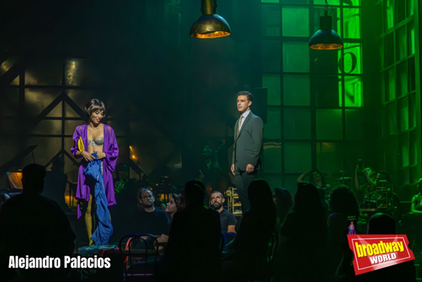 PHOTOS: La producción inmersiva de CABARET se presenta en Madrid  Image