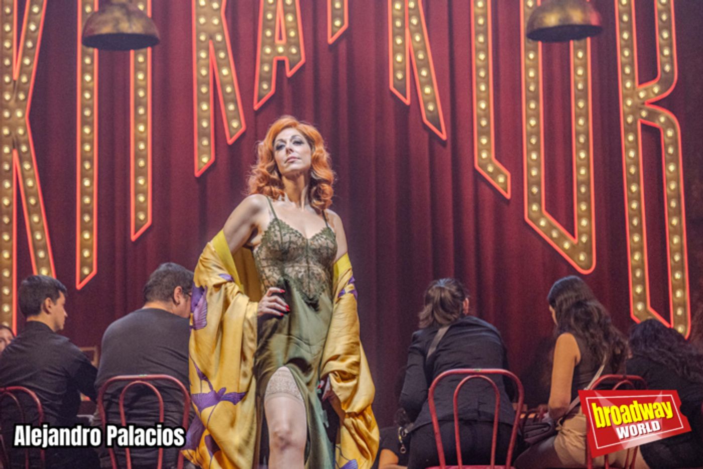 PHOTOS: La producción inmersiva de CABARET se presenta en Madrid  Image