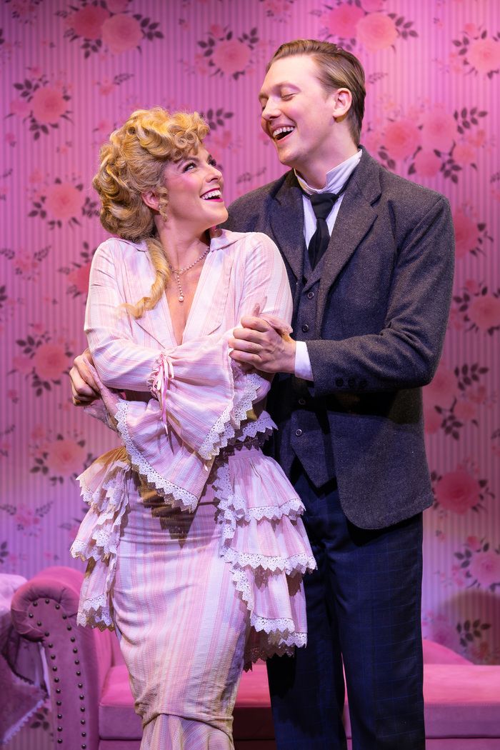 Photos: A GENTLEMAN'S GUIDE TO LOVE AND MURDER at Laguna Playhouse  Image