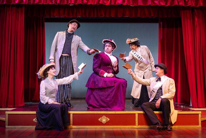 Photos: A GENTLEMAN'S GUIDE TO LOVE AND MURDER at Laguna Playhouse  Image