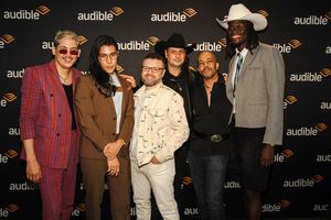 David Mendizábal, Riw Rakkulchon, Mikhail Fiksel, Johnny Moreno, Tony Thomas], and I Photo