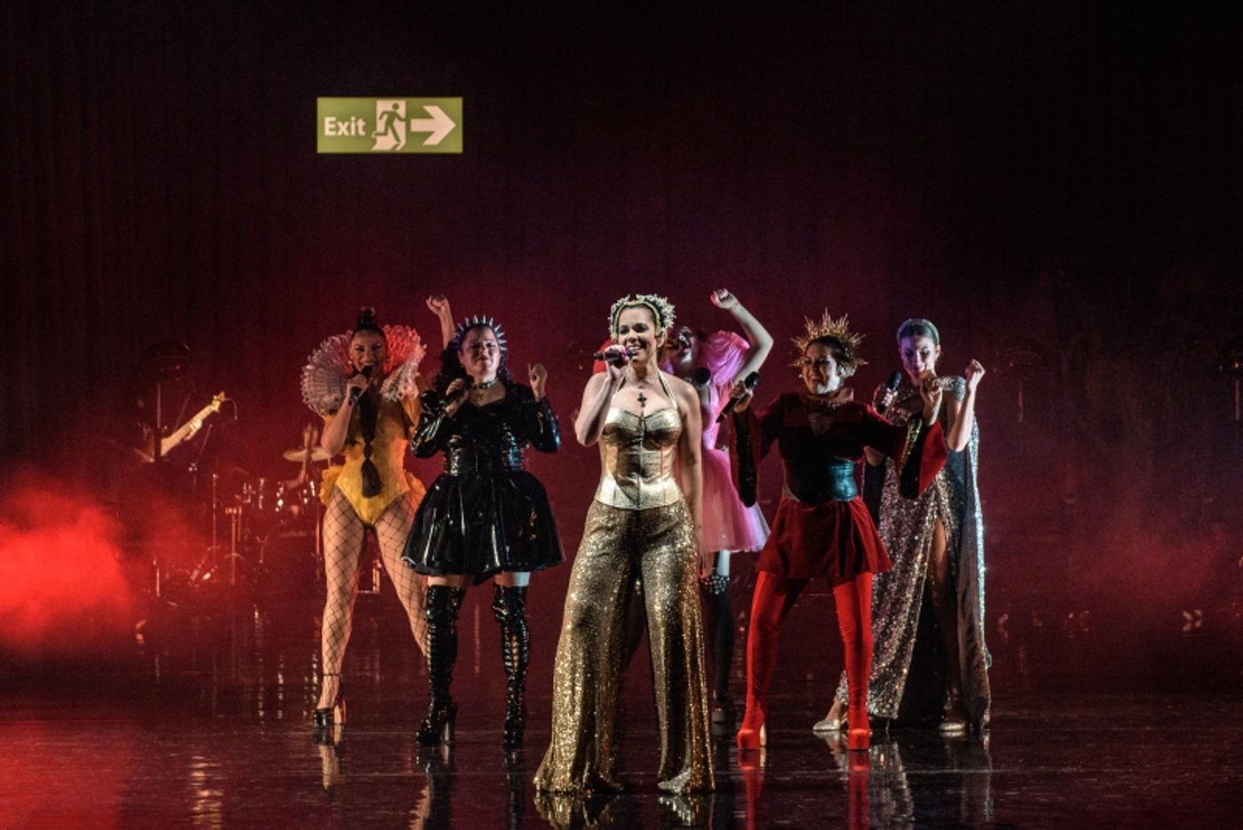 SIX královen dorazilo z Plzně do Prahy  Image