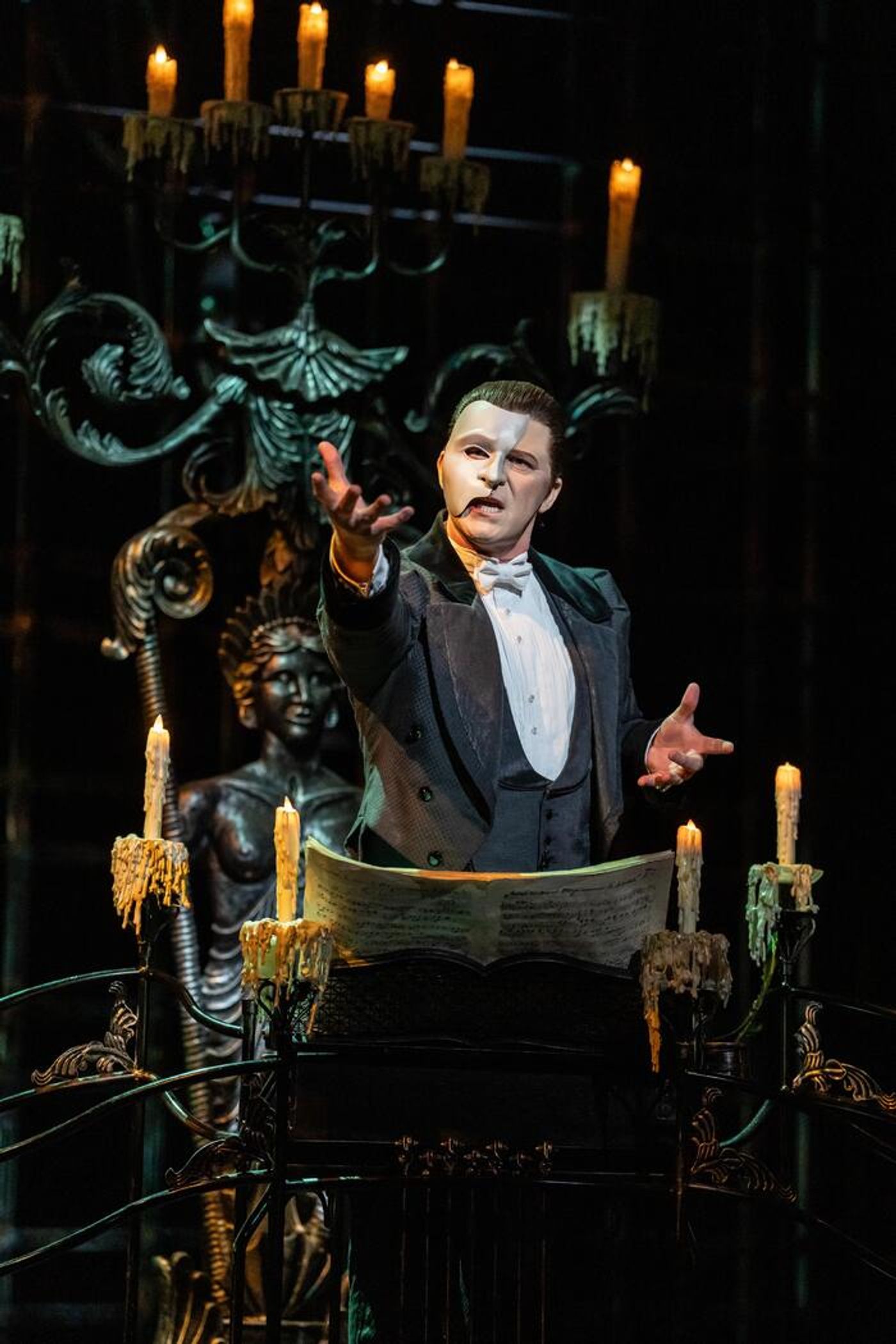 Photos: THE PHANTOM OF THE OPERA Extends at His Majesty's Theatre  Image