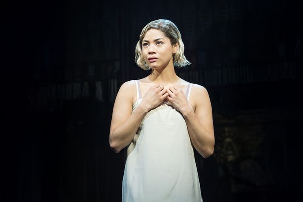 Eva Noblezada Photo