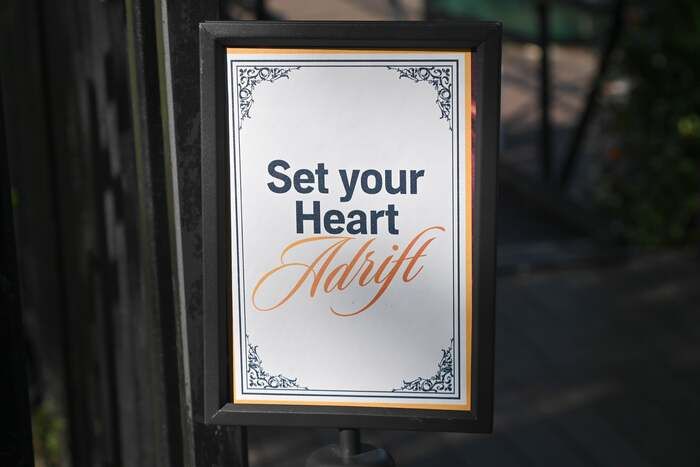 Photos: Phillipa Soo and Steven Pasquale Attend Romance-Themed Audible Event  Image